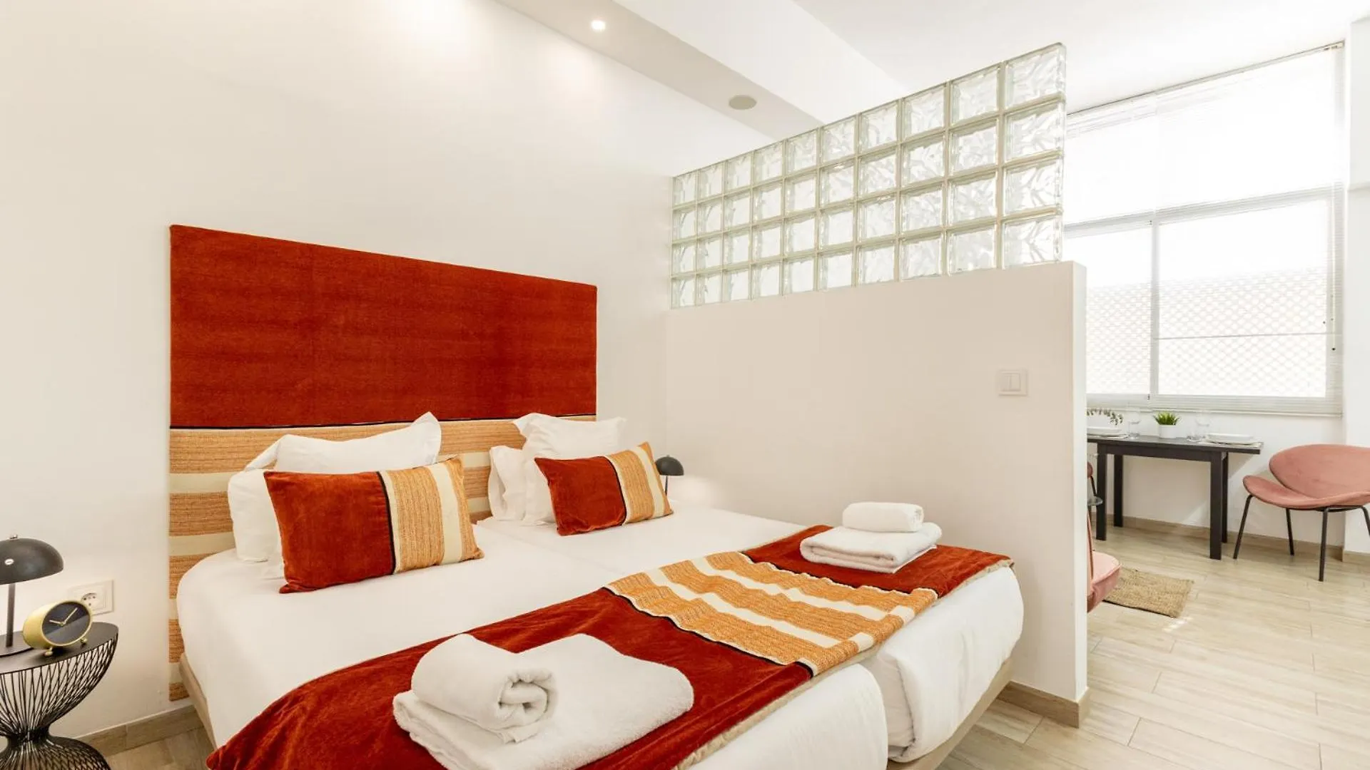 Isg Apartments Encantador Estudio En Alameda De Hercules Sevilla