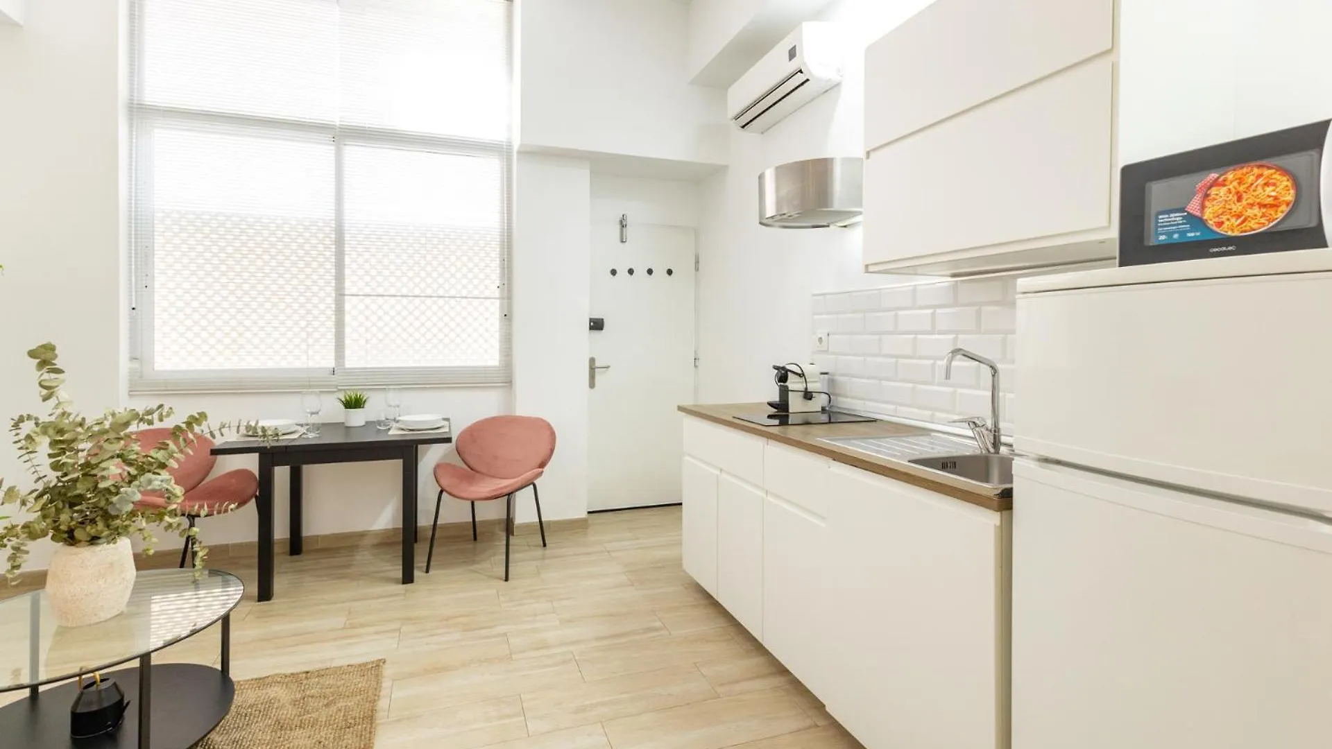 Isg Apartments Encantador Estudio En Alameda De Hercules Sevilla 0*,  Spanien