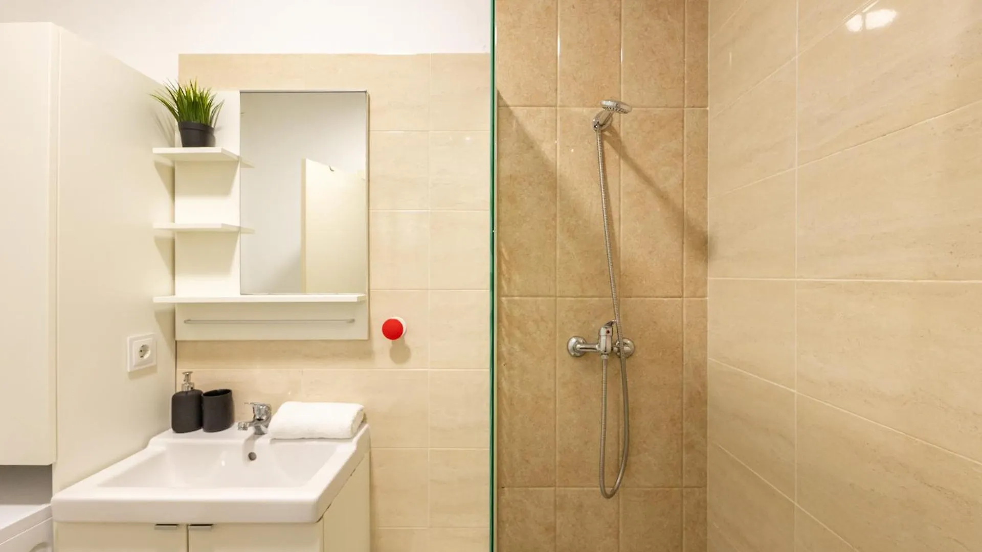 Isg Apartments Encantador Estudio En Alameda De Hercules 塞维利亚