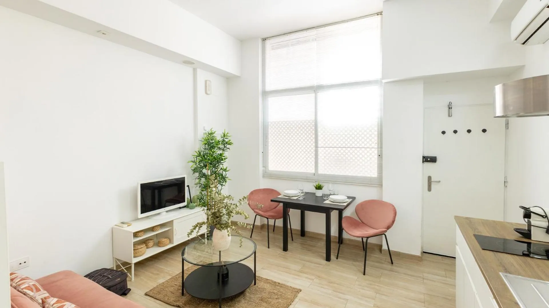 Isg Apartments Encantador Estudio En Alameda De Hercules 塞维利亚 西班牙