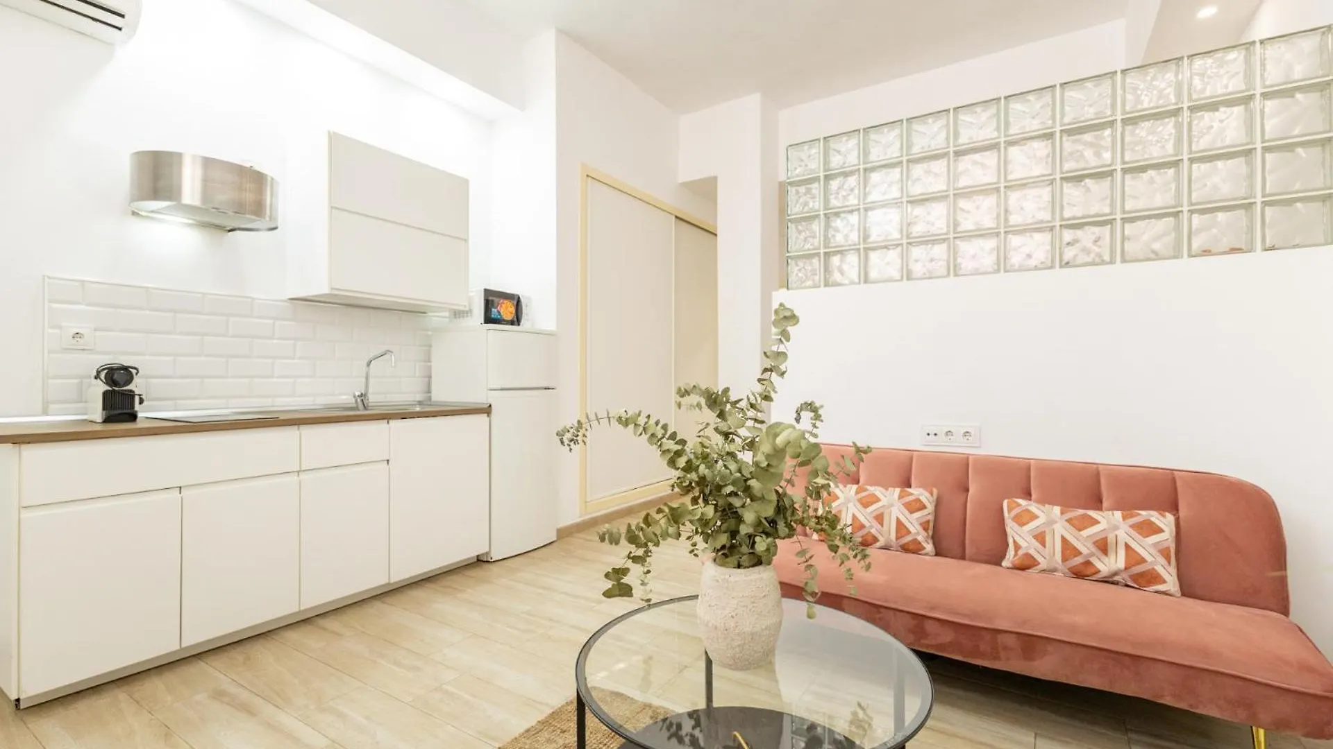 Isg Apartments Encantador Estudio En Alameda De Hercules 塞维利亚 西班牙